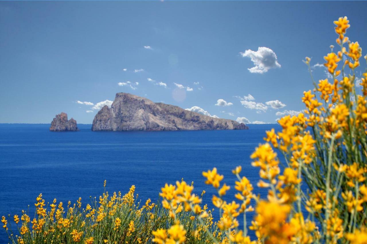 La Ginestra Villa Panarea Ngoại thất bức ảnh